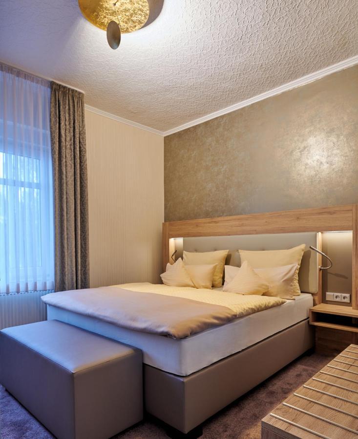 Ambient Hotel Zum Schwan Gelsenkirchen Esterno foto