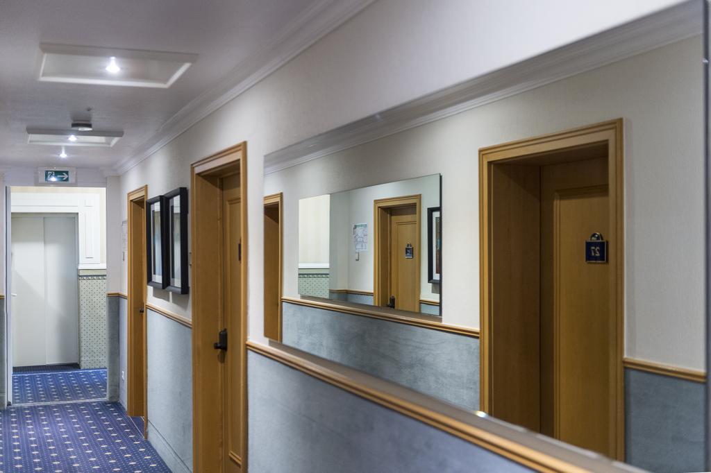 Ambient Hotel Zum Schwan Gelsenkirchen Esterno foto